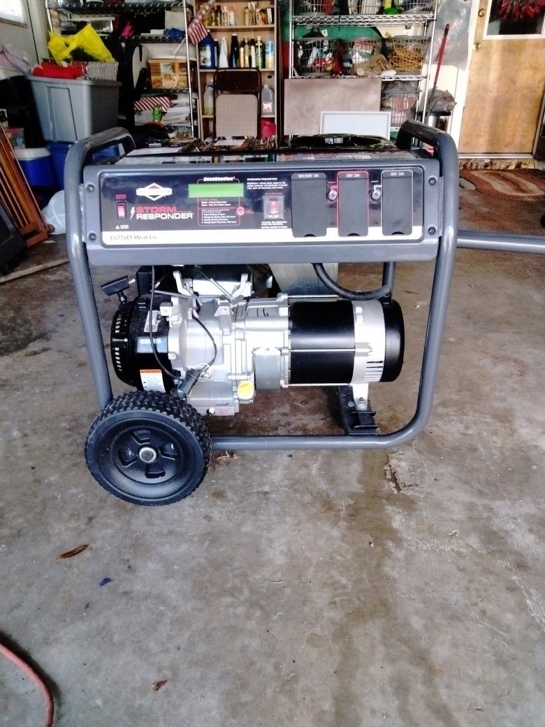 Storm Responder Generator LIKE NEW
