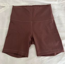 lululemon brown shorts. size 6
