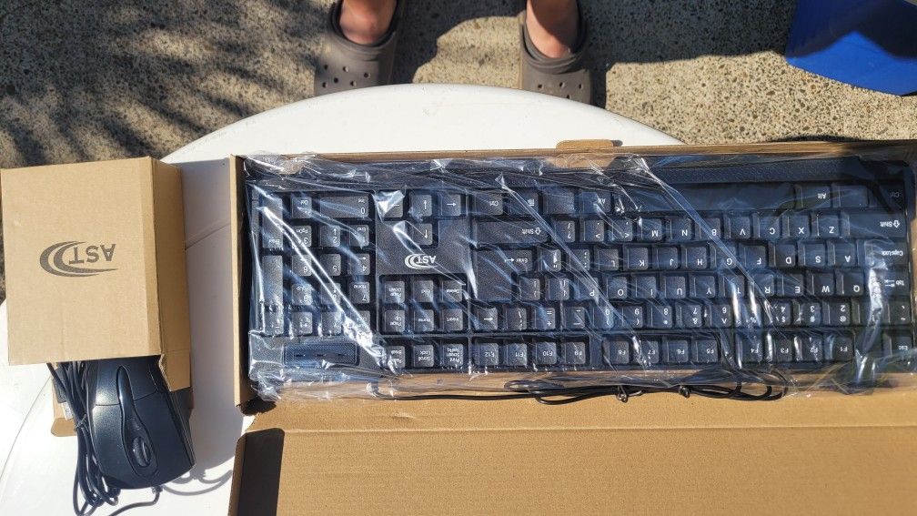 AST Keyboard and Mouse