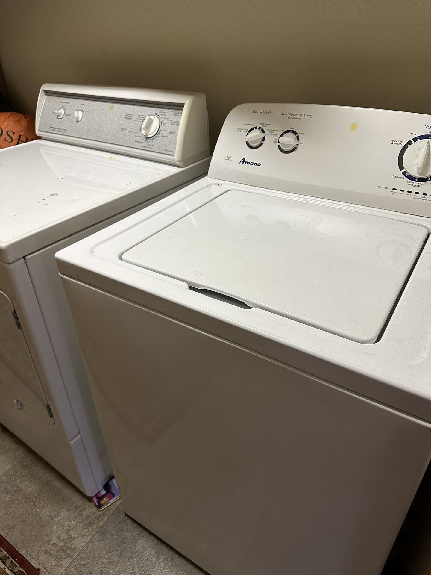 Amana electric Washer And Dryer