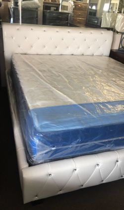 Bluetooth speakers bed calking