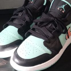 Air Jordan 1 Low