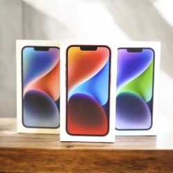 A2649 Apple IPhone 14 128gb New Sealed unlocked 1yr warranty floor model 