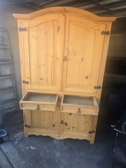 Estante de madera solida