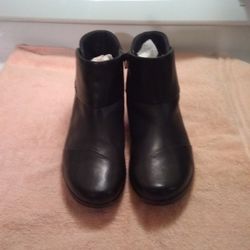 Women's Clark Bootie Shoes 9.5