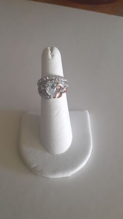 Engagement Style Ring Size 6