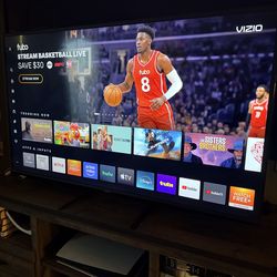 Vizio 55 Inches 4K (2160p) HDR Smart (v555-g1)