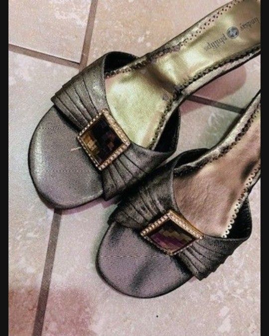 Lindsay Phillips Shoes - Olive gold