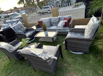 Patio furniture set outdoor new in the box