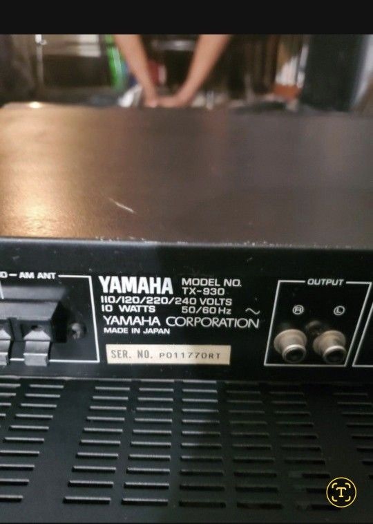 Kenwood amplifier & Yamaha stereo am/fm receiver
