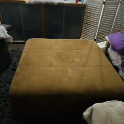 FREE! Pick Up Only Ottoman 3ft W x 3ft L x 1 ft D