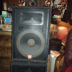 J BL DJ SPEAKERS