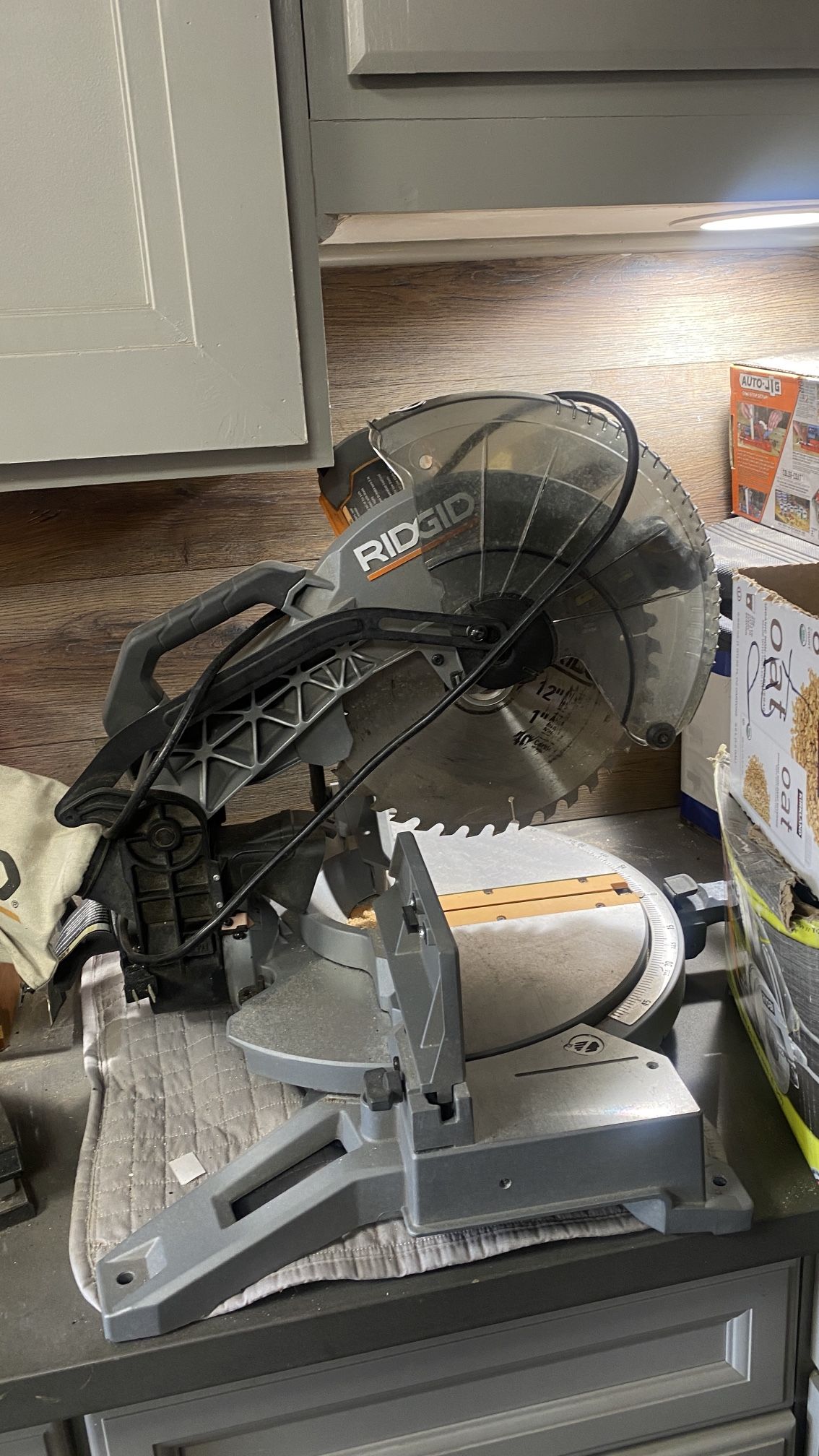 Ridgid Miter Saw Model R4123 Like New