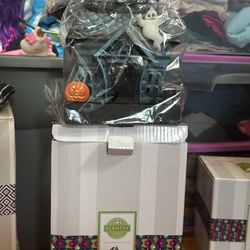 New Haunting Good Time Warmer !!!! 