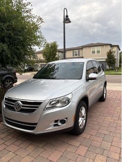 2011 Volkswagen Tiguan