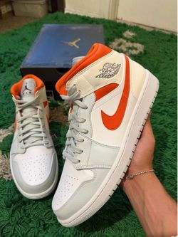 Jordan 1 Mid StarFish size 13