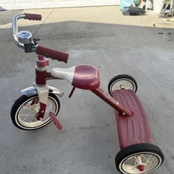 Tricycle