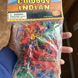 Cowboy & Indian Plastic Figures By Hunson 72 Pieces