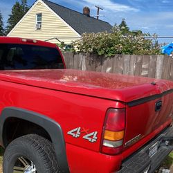 2002 GMC Short Bed Fiberglass Cover