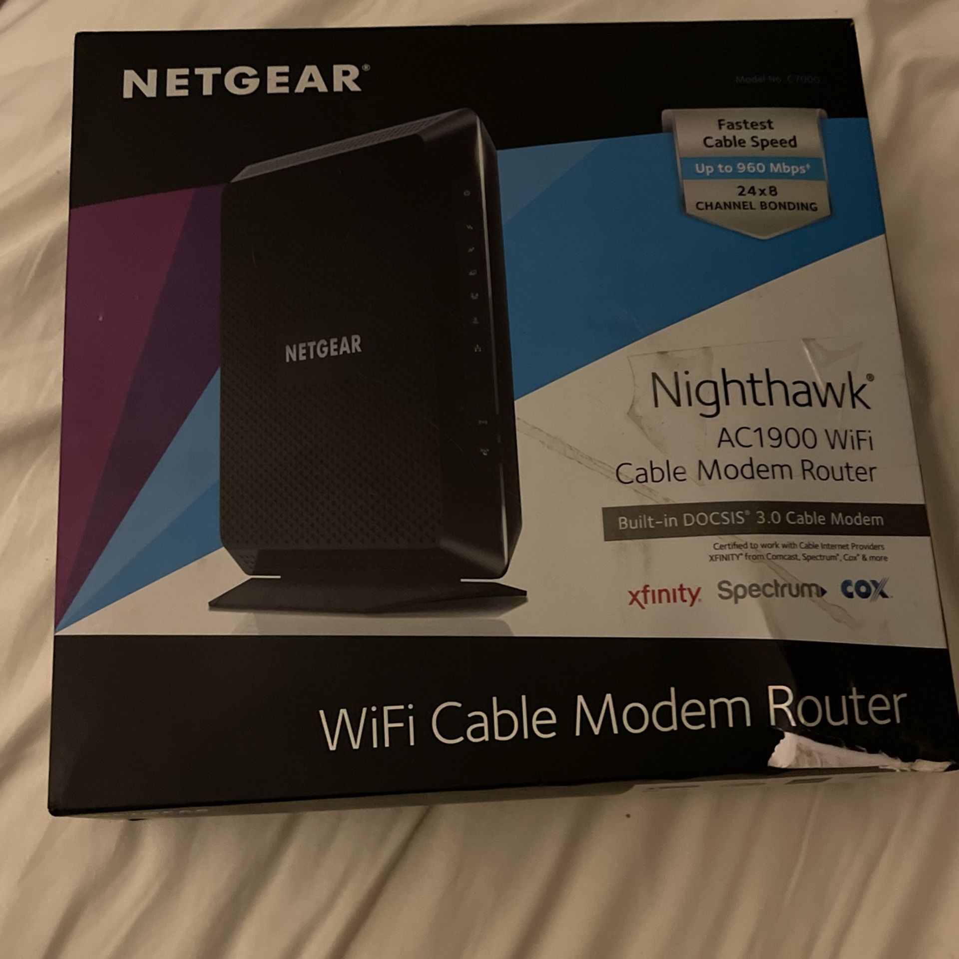Nighthawk AC1900 WiFi Cable Modem Router