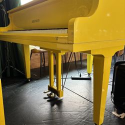 Piano - Schumann - Yellow 