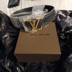 Louis Vuitton  Black Belt