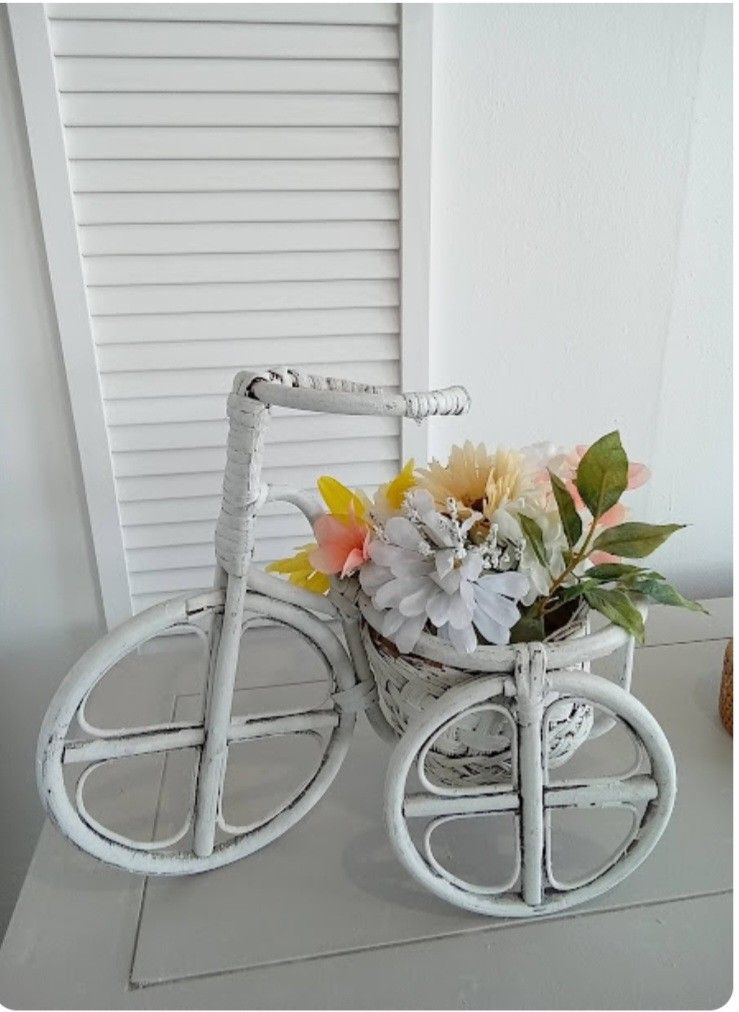 Flower Bike Decor Basket