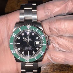 Rolex Submariner Date  Starbucks" 16610LV Stainless Watch