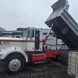 73 Kenworth Dumper