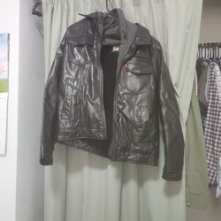 Small Levi Jackeg Leather