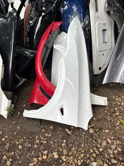 2025 2026 TESLA MODEL Y LEFT SIDE FENDER OEM USED