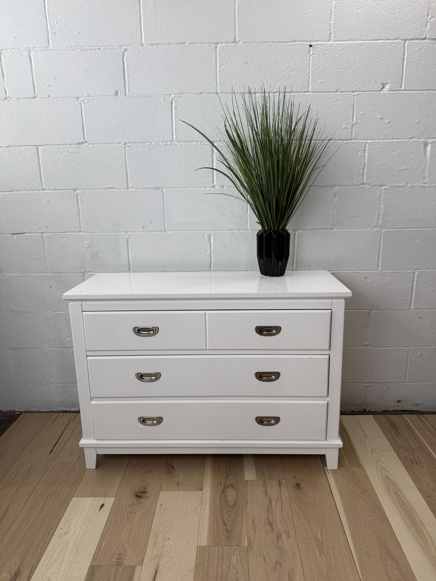 White 3-Drawer Dresser