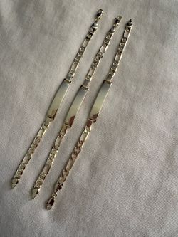 bBracelet