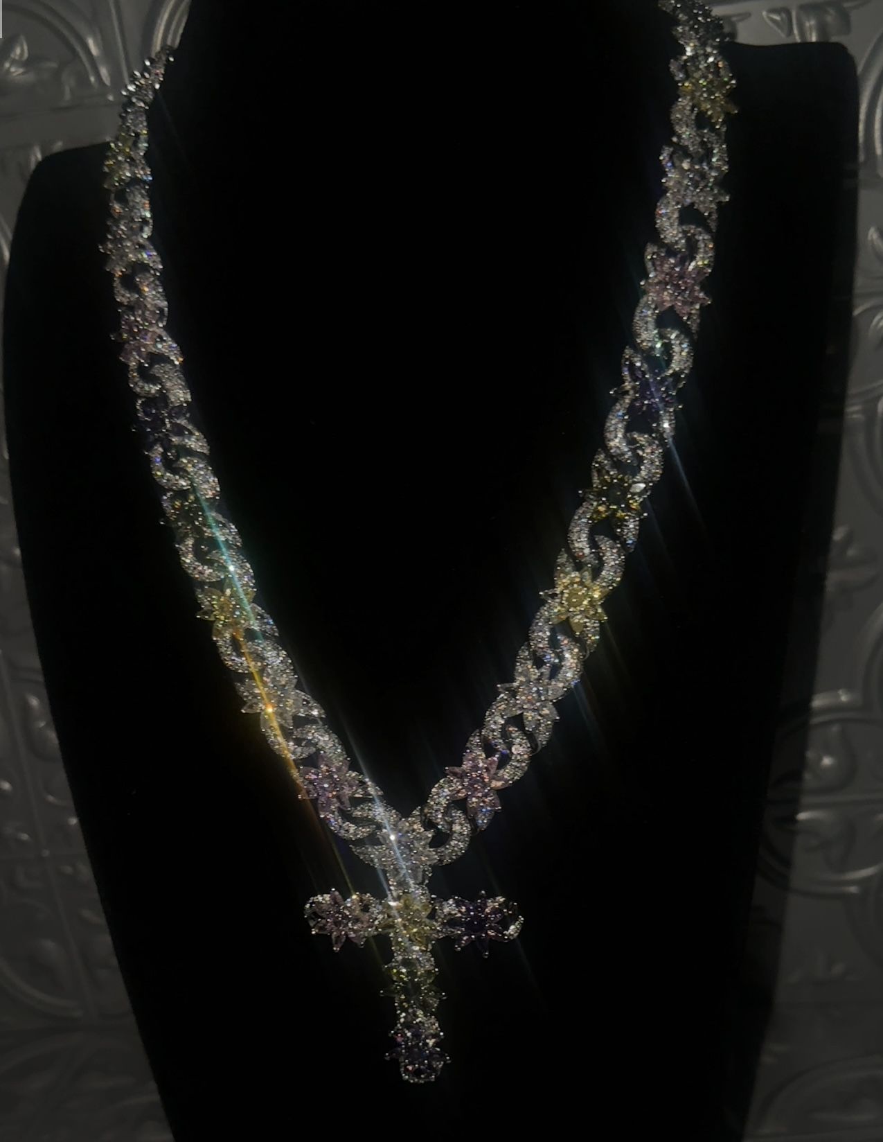 Multi Color Cross Chain