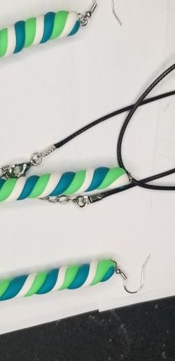 Handcrafted Earring & Necklace Set