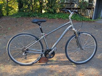 Specialized Crossroads Sport Medium Size Hybrid Bicycle Ready to Ride