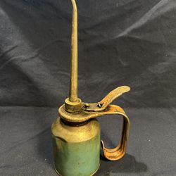 Vintage Oil Can 