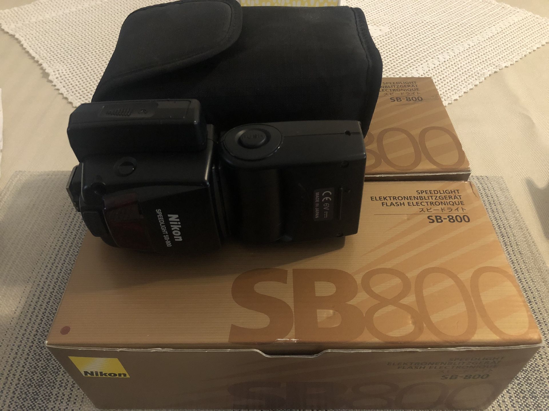 2 Nikon SB-800 speedlights $140