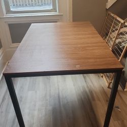  Ikea Table