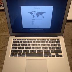 2014 MACBOOK AIR 128GB SSD INTEL i5 CORE 4G RAM