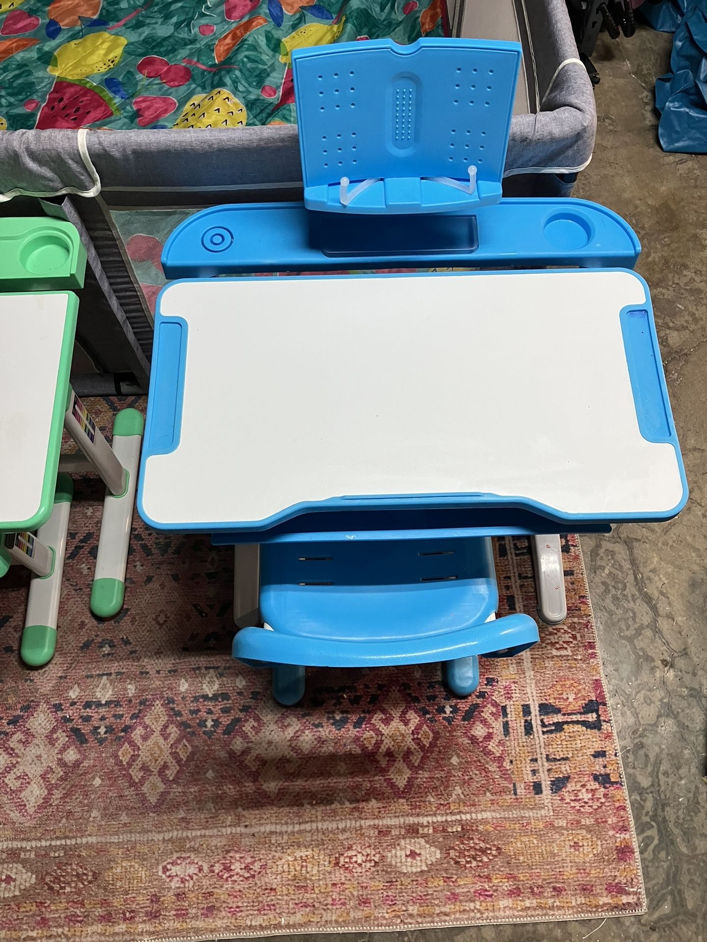 Kid Desk