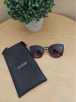 Guess Cat-Eye Sunglasses