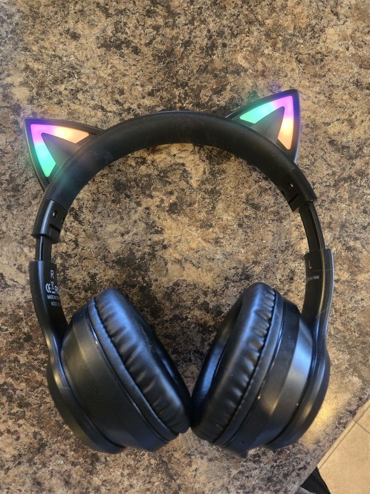 Cat Ear Bluetooth Headphones