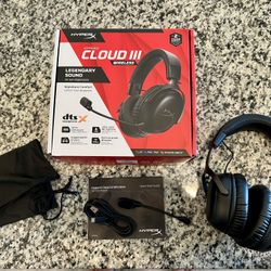 HyperX Cloud III Wireless Gaming Headset