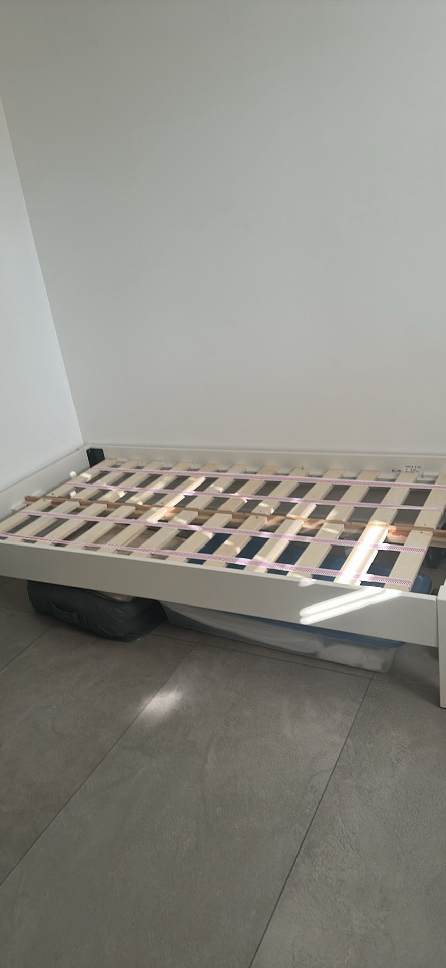 Westelm Single Bed Frame 