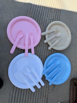 Picnic dishes set