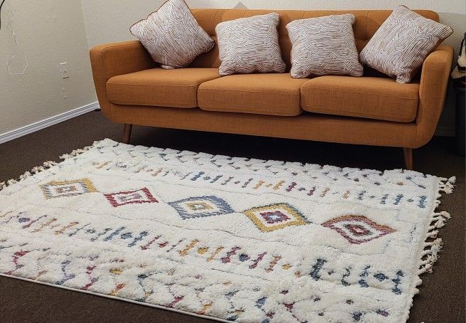 Couch Bettie Russet 86"