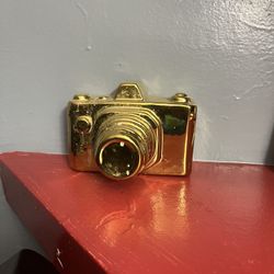 golden camera 