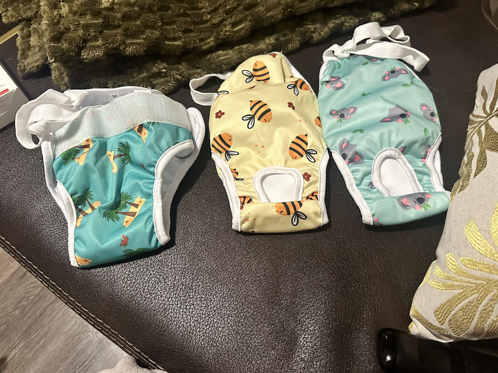 Small And Medium Pet Diapers 