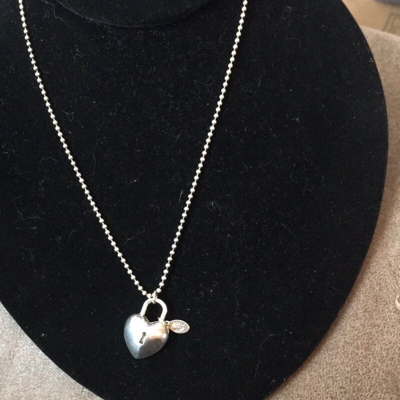 925 Silver Coach Heart Locket Chain & Pendant